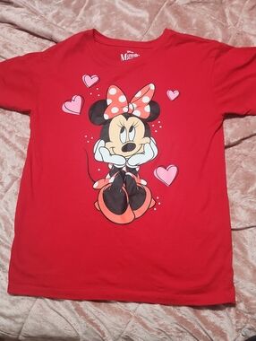 Disney Red Minnie Mouse Graphic Tee with Pink Hearts L 10/12